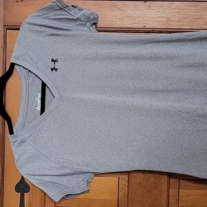 Under Armour Women's Gray V-Neck Top